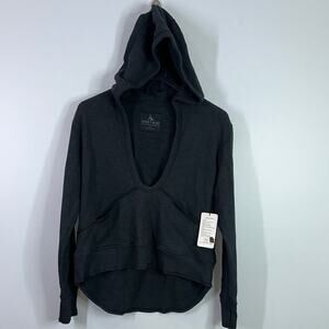 Nancy Rose performance yoga hoodie size 10